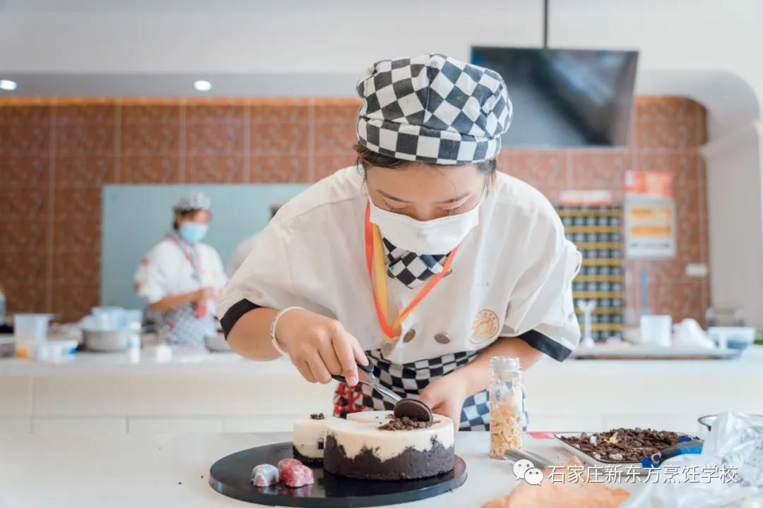 西點(diǎn)技藝，職場(chǎng)“甜”點(diǎn)—— 探索西點(diǎn)師的多彩職業(yè)生涯