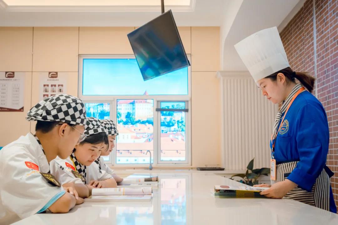 新東方人的晚上，就這么過(guò)！