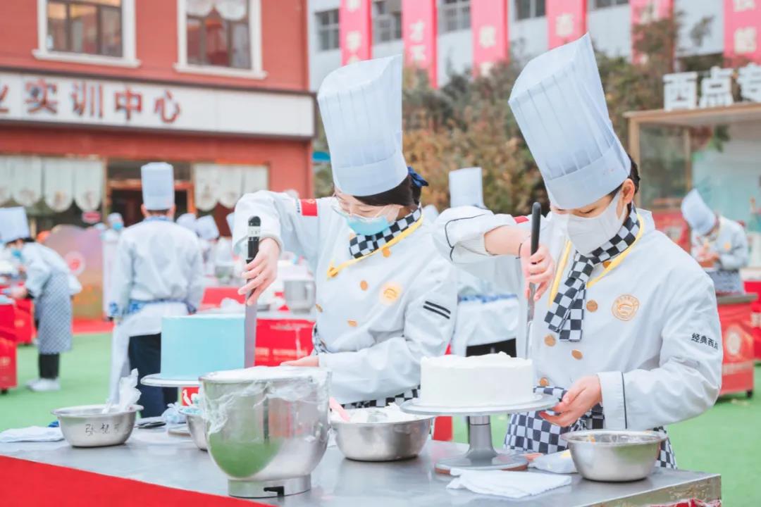 西點裱花比賽丨家長們請放心，孩子們進步的很快！