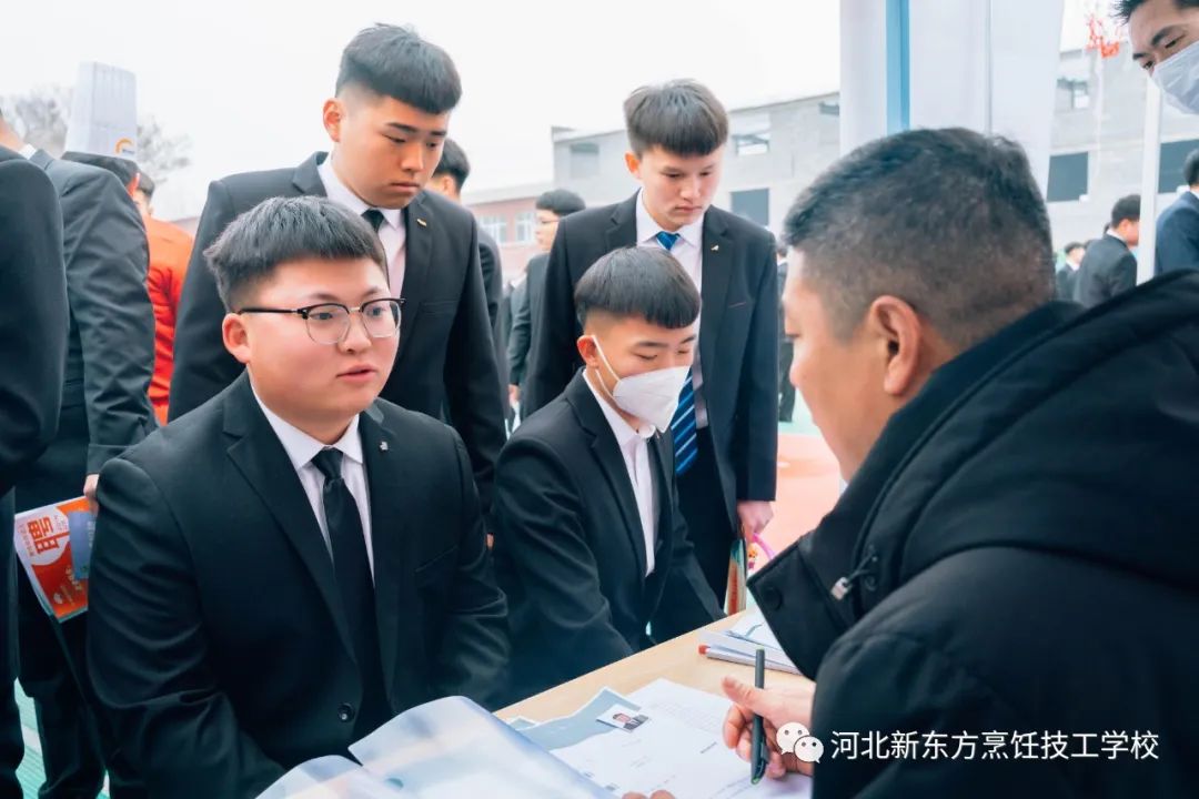 月入！這屆年輕人是怎么做到的？