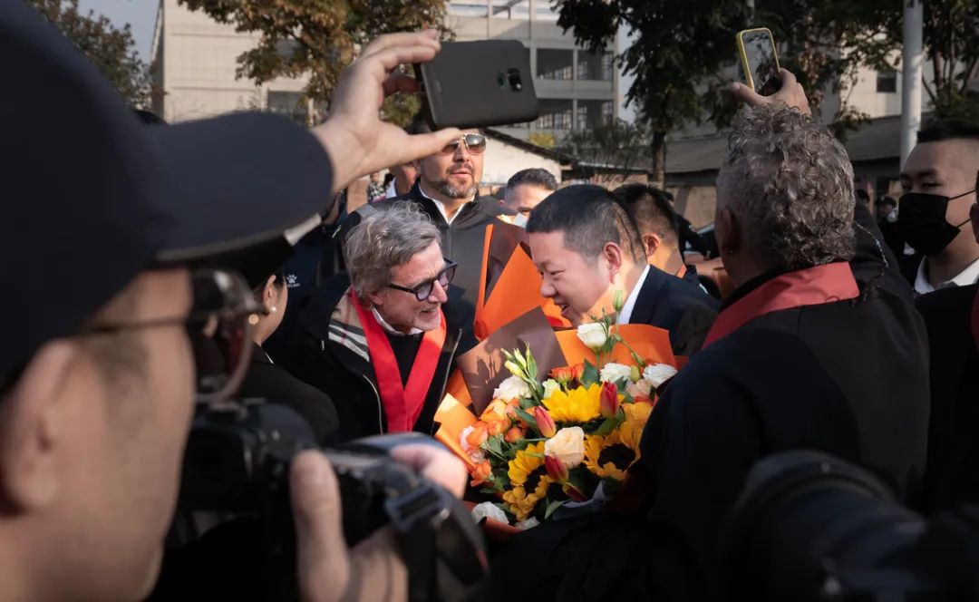 超級足球巴喬和他的小伙伴們來新東方烹飪學(xué)校啦！