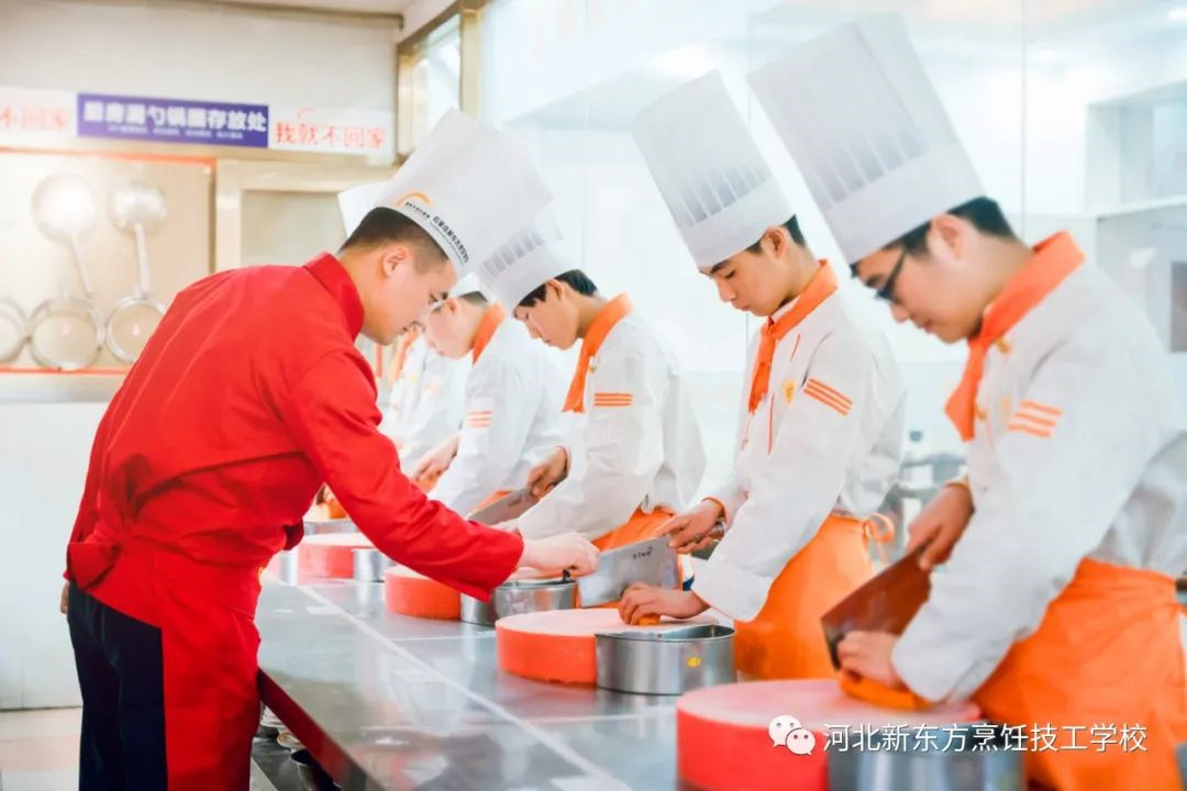 河北廚師培訓(xùn)需要多少費(fèi)用？