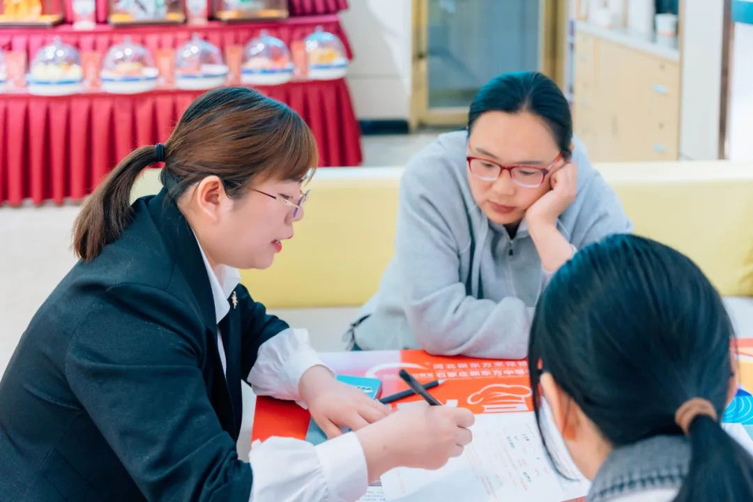 誰說職校生=差生？技術(shù)在手，自信我有！