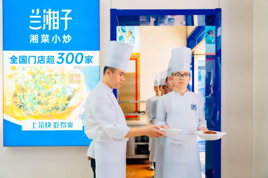 aa7a66956f2a56fd7ff6ed6fe80db504.jpg aa7a66956f2a56fd7ff6ed6fe80db504.jpg