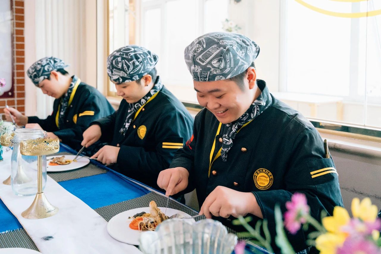 6bbdbb3be9db928ade4bfe91dd0bf996.jpg 6bbdbb3be9db928ade4bfe91dd0bf996.jpg