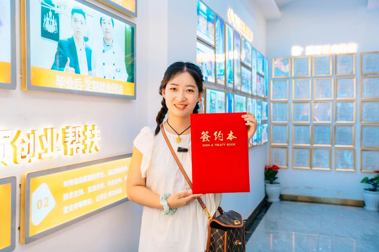 e060516e1f509a8b2299ff4763bdf719.jpg e060516e1f509a8b2299ff4763bdf719.jpg