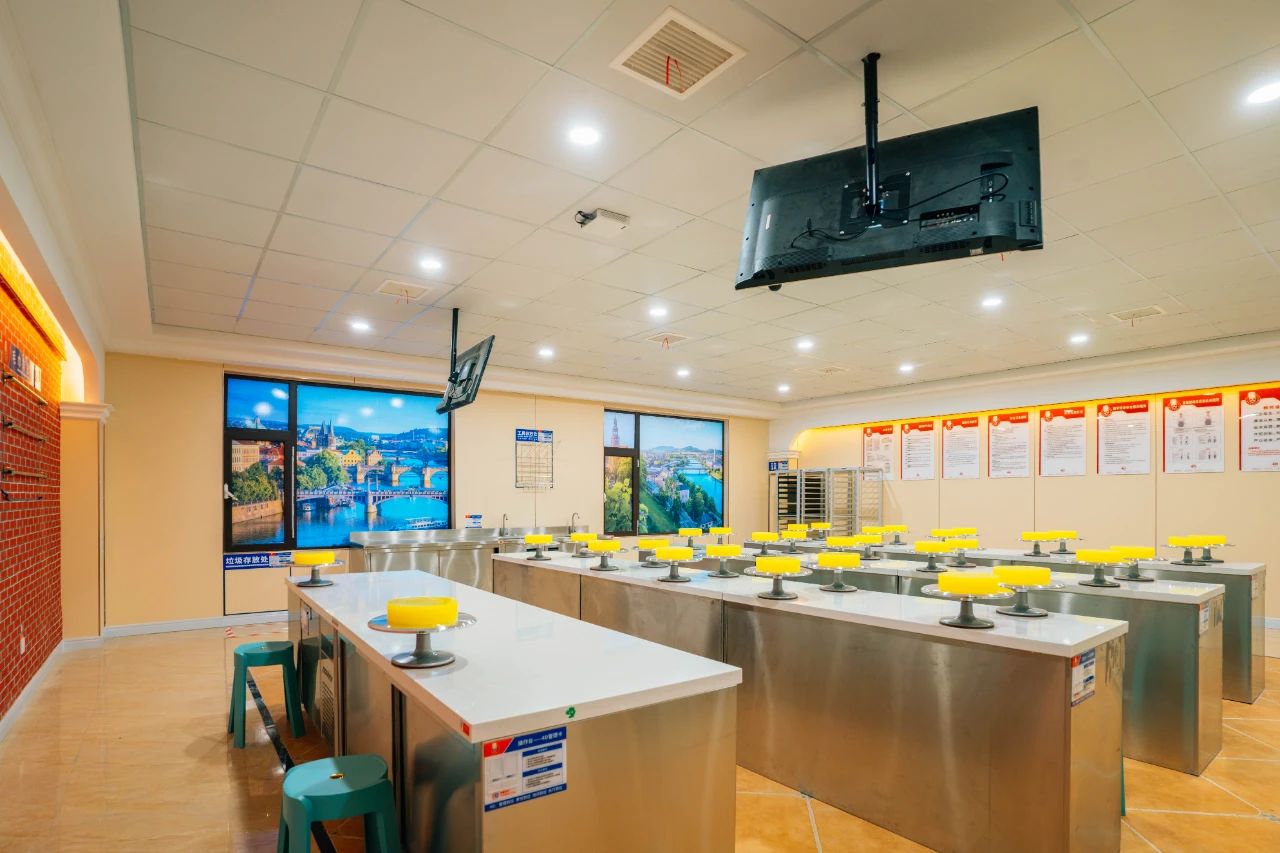 f01084c6a9097504e34cbd57e456717f.jpg f01084c6a9097504e34cbd57e456717f.jpg