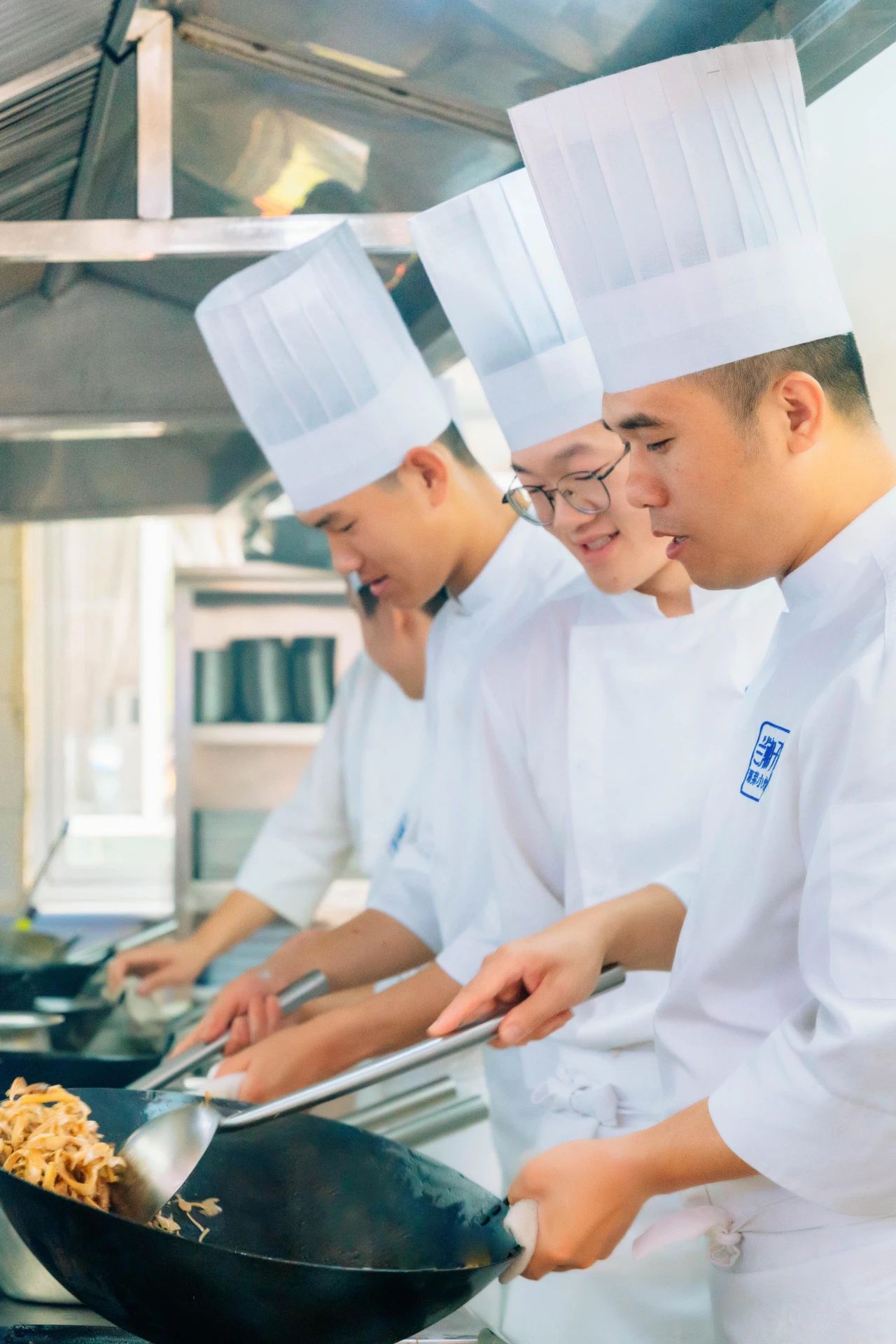 93cd706753dedde7c02b9b5bc26beaf0.jpg 93cd706753dedde7c02b9b5bc26beaf0.jpg