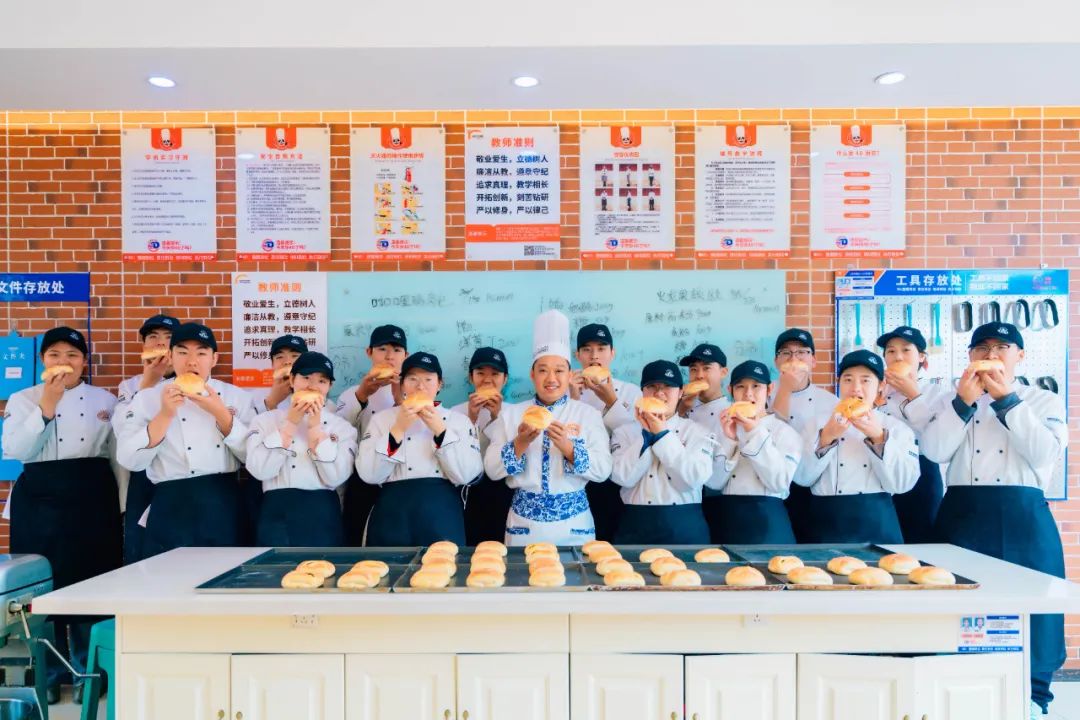 99574458f1aa117baeba37d766f0a611.jpg 99574458f1aa117baeba37d766f0a611.jpg