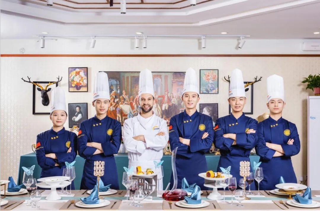 2ec7438afefd8519c5d6fa2103eaf2fd.jpg 2ec7438afefd8519c5d6fa2103eaf2fd.jpg