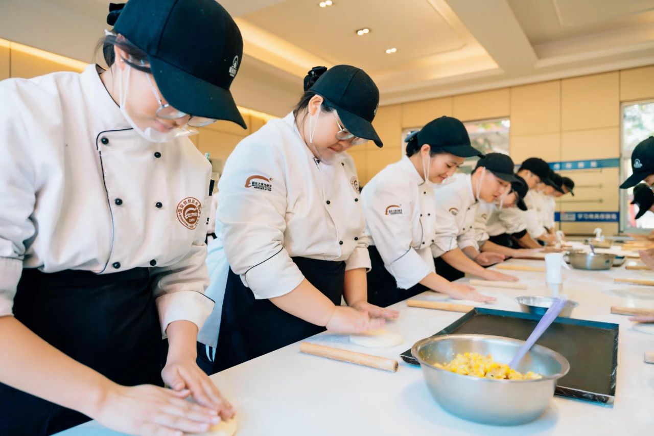 437075cd110e58c83ad0bd370e2d0505.jpg 437075cd110e58c83ad0bd370e2d0505.jpg