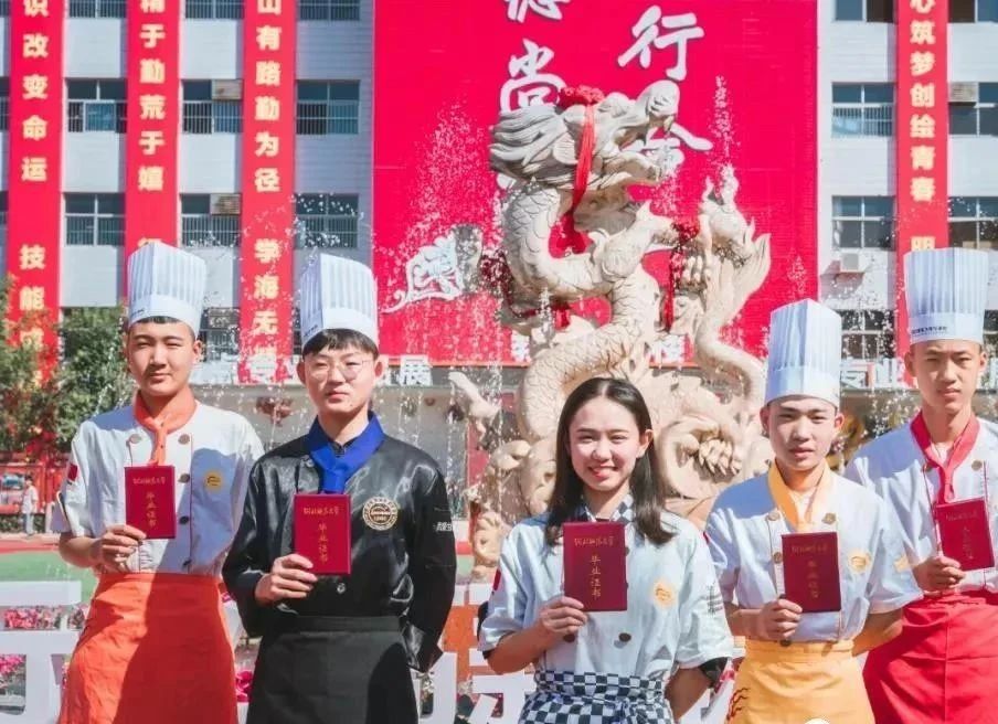 632b68a58e2edd2ea33bd15641ff3e65.jpg 632b68a58e2edd2ea33bd15641ff3e65.jpg