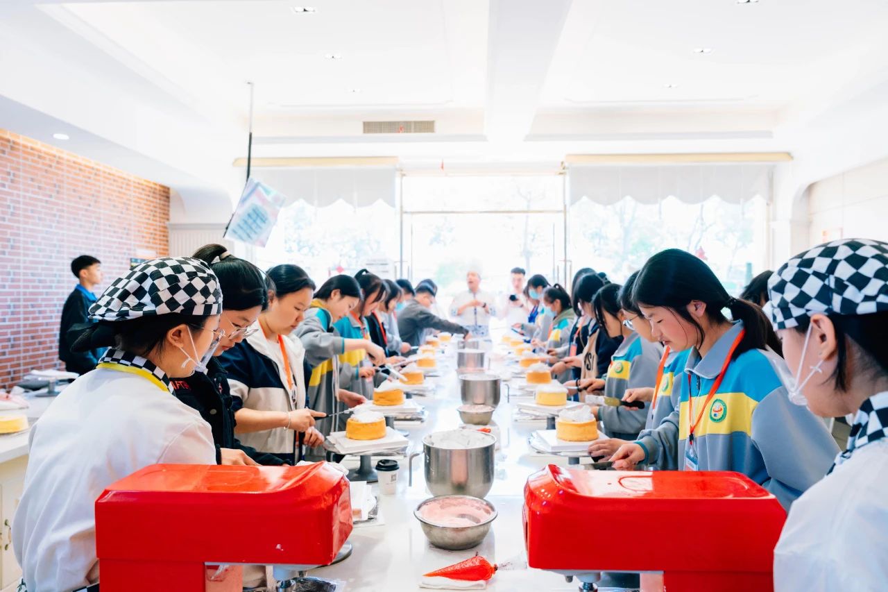 e65793cbf2690d8b1028e5fa2e05f246.jpg e65793cbf2690d8b1028e5fa2e05f246.jpg