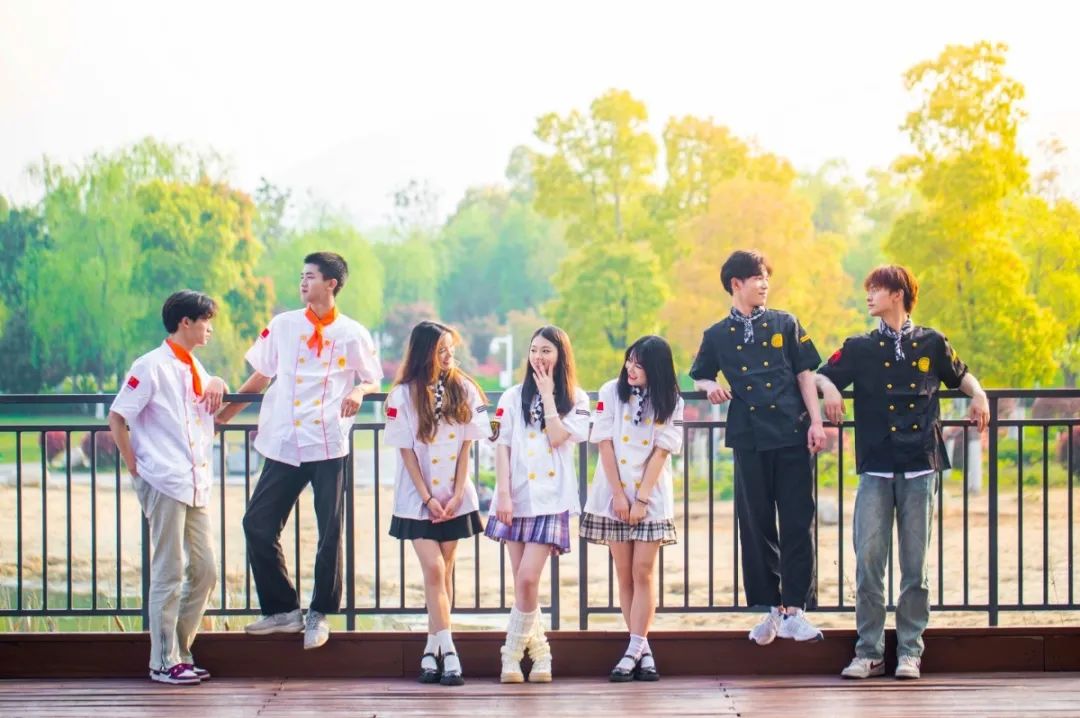 fa7ada60e4c2bde01cc7fdeb113014e9.jpg fa7ada60e4c2bde01cc7fdeb113014e9.jpg