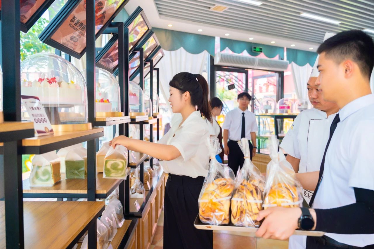 0基礎(chǔ)小白想學(xué)西點(diǎn)？這所學(xué)校的烘焙專業(yè)真的值得！