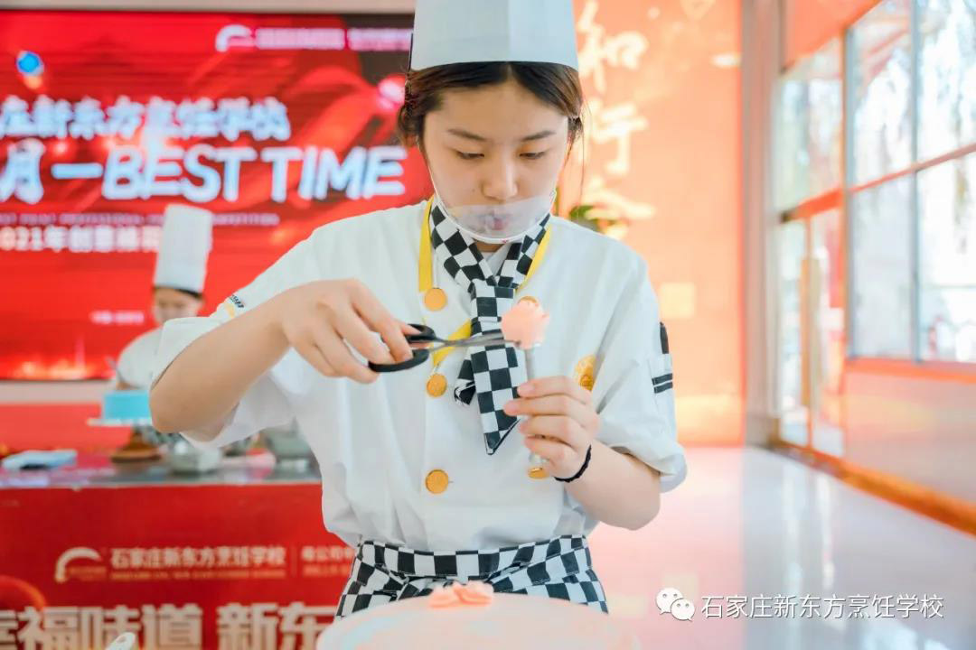 【爆款烘焙制品教學(xué)】會爆漿的酥皮奶油大泡芙，原來成本這么低！